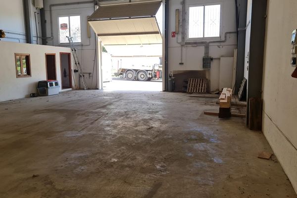 Warehouse located in the Estepona Industrial Park. — detail (image 3 of 6)