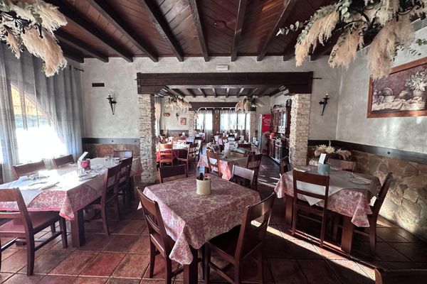 Oportunidad única: Restaurante en pleno rendimiento en venta o traspaso por jubilación. — view (image 5 of 10)