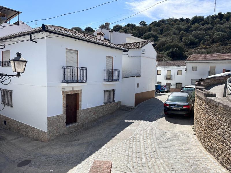 Beautiful house in Setenil de las bodegas